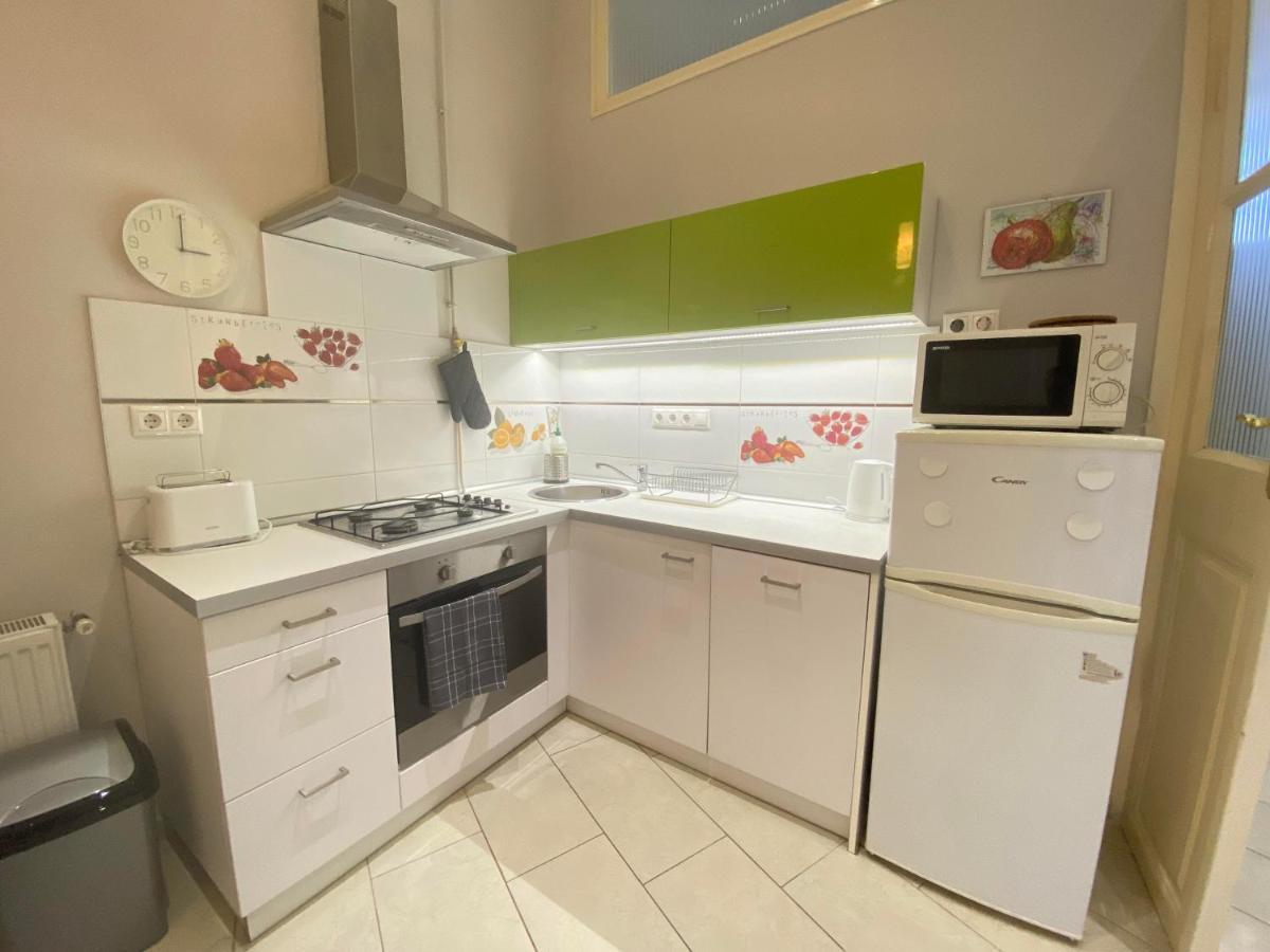 Orangehomes One Bedroom Cozy Apartment Budapest Bagian luar foto